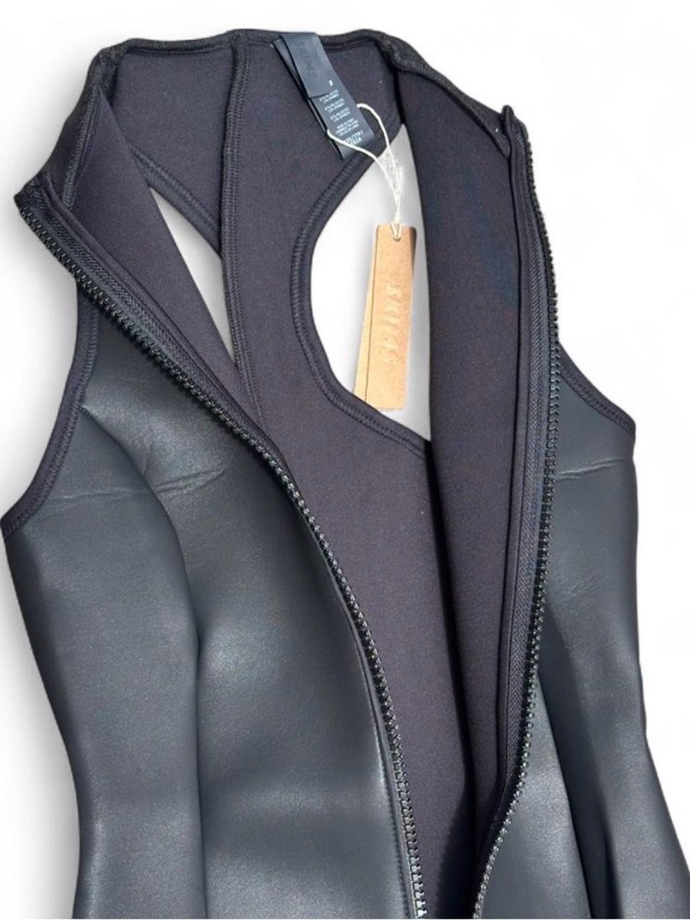 SKIMS *NWT RUBBERIZED SCUBA SWIM MOCK NECK DRESS | COLOR: ONYX | SIZE: XXS - Picture 7 of 10